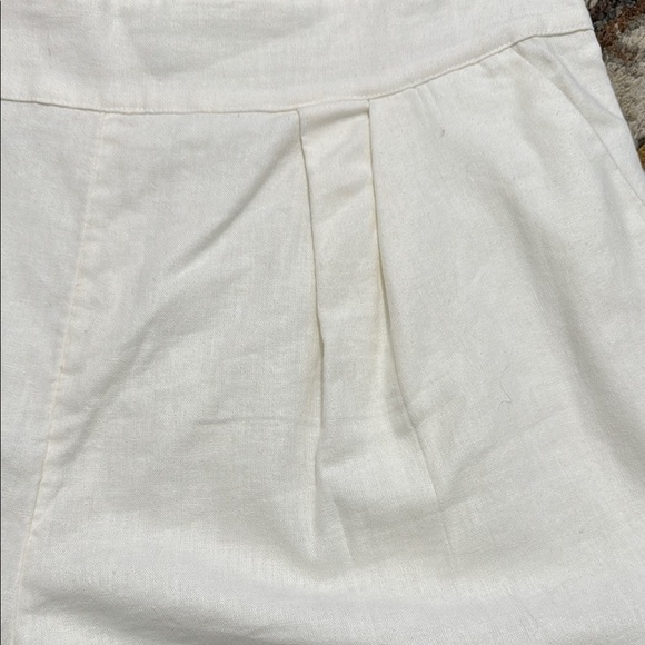 Abercrombie & Fitch Linen Blend High-Waisted Shorts Large - Picture 2 of 5
